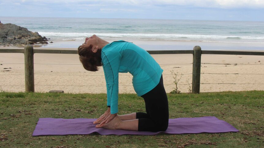 Heather Eldridge, beach yoga.
