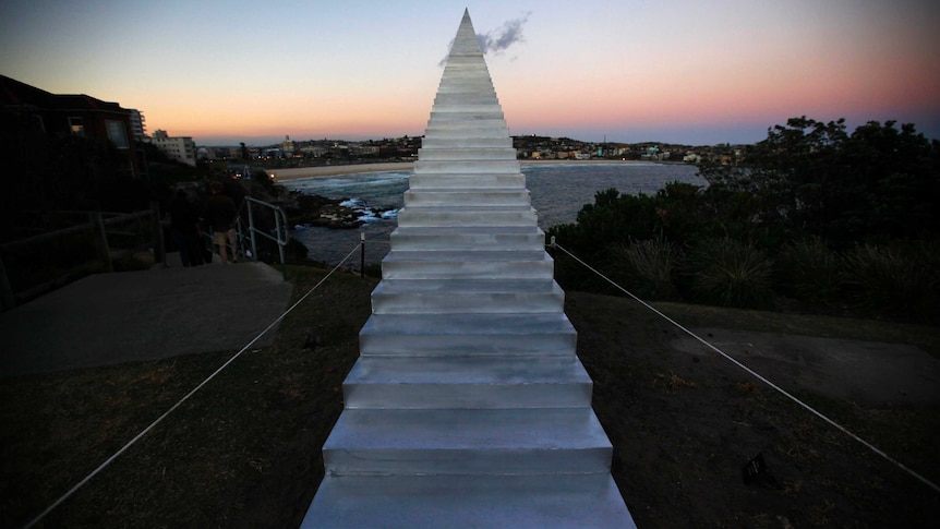 A sculpture by artist David McCracken titled 'diminish and ascent'
