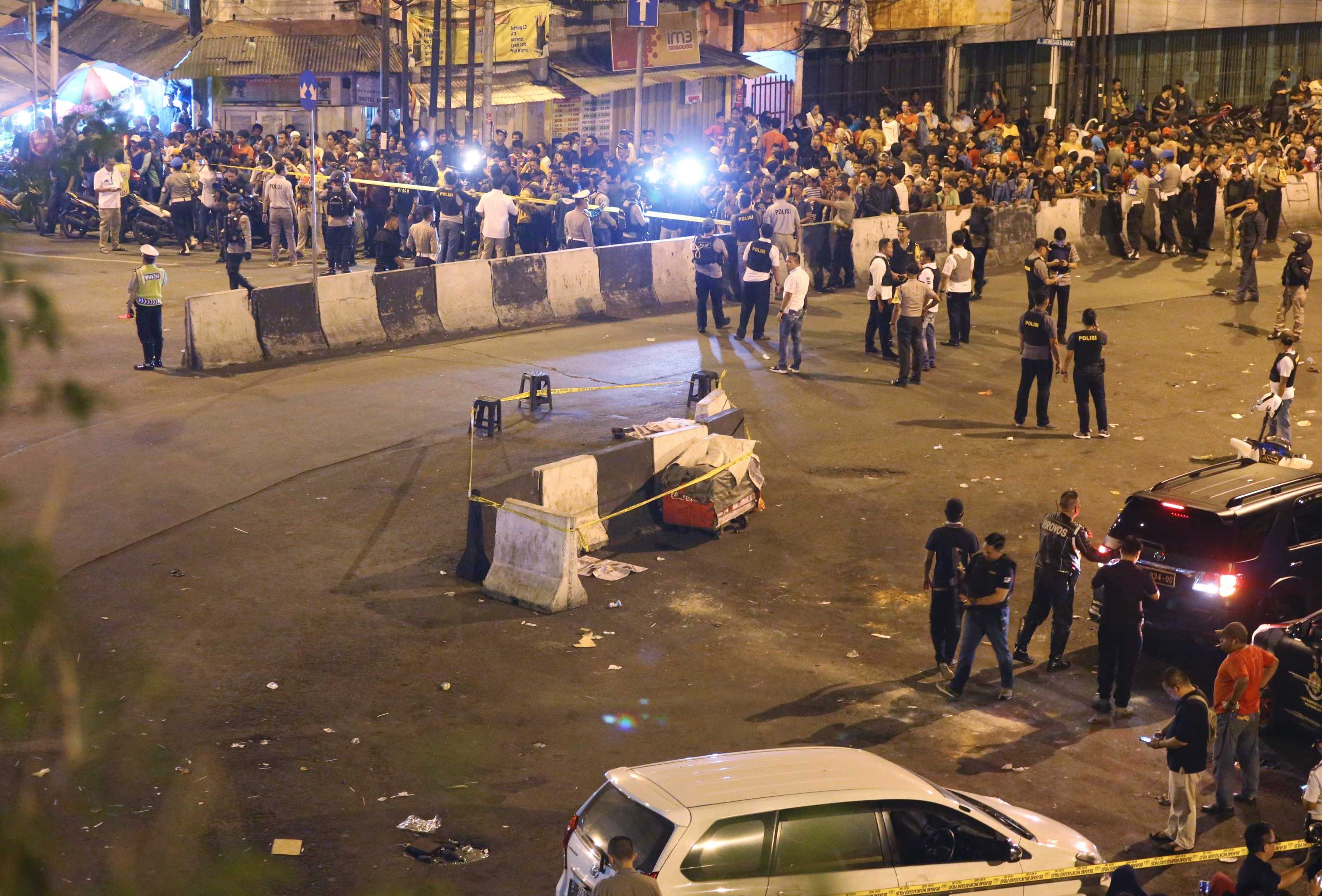 Jakarta Bombing: Three Police Officers Killed In Suicide Attack At Busy ...