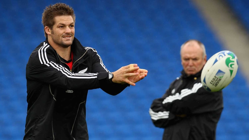 McCaw passes the ball at All Blacks training