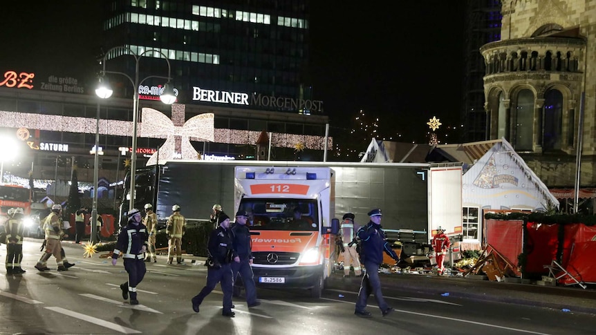 The truck crashed into a Christmas market outside the Kaiser Wilhelm memorial church in west Berlin. (Photo: Reuters/Pawel Kopczynski)