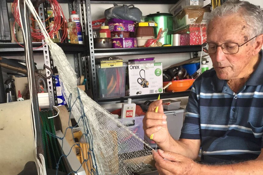 Prawn cast net makers a dying breed, but good therapy for those