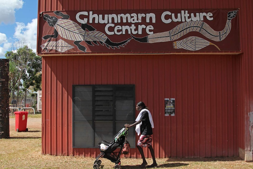 A photo of the sign outside the Ghunmarn Culture Centre.