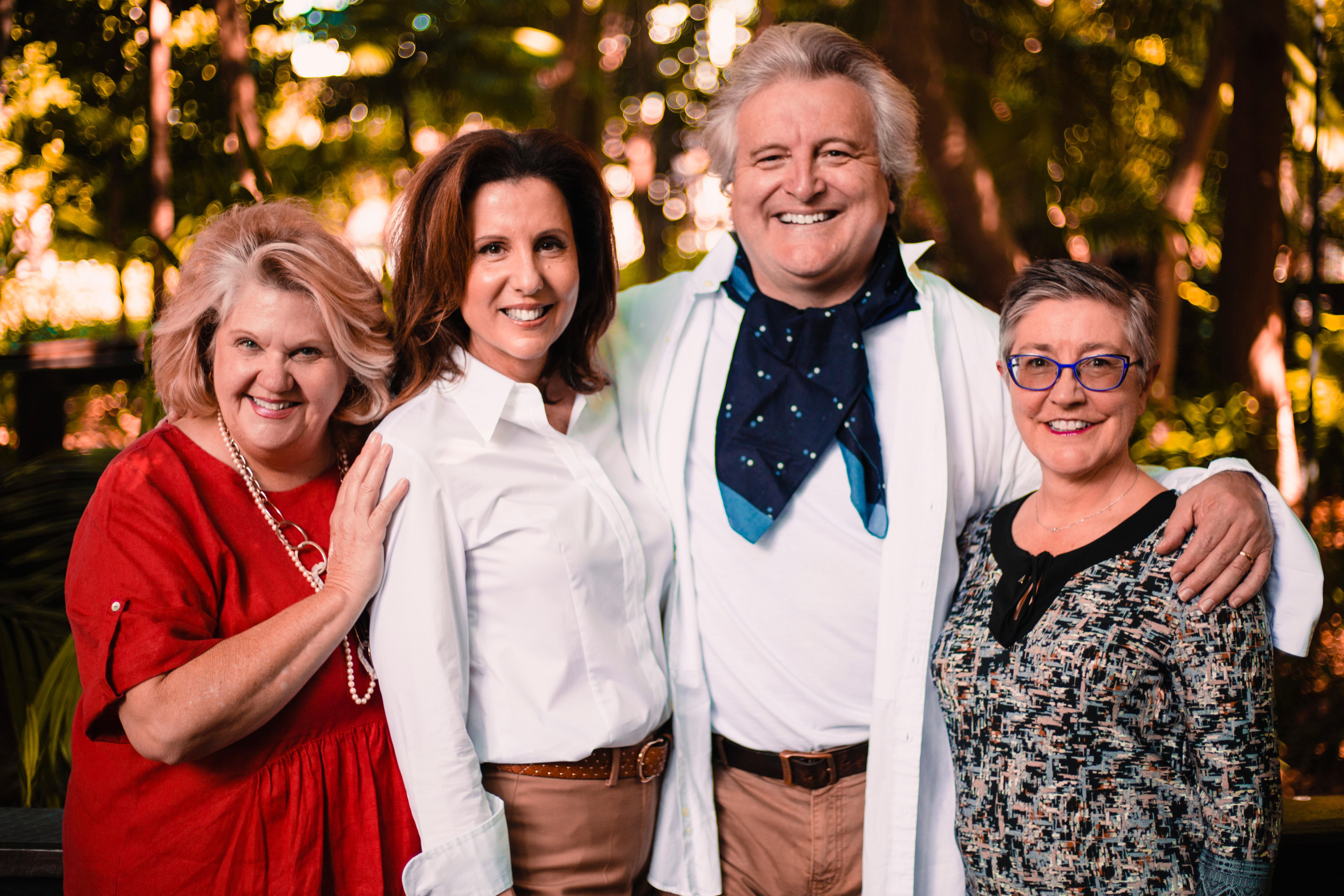 Opera Comes To Cooktown Featuring Jeffrey Black And Derek Rosendale Abc News