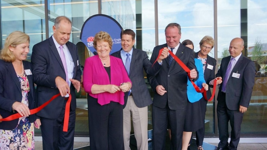 Ribbon cutting at the official opening of Tamworth Base Hospital.