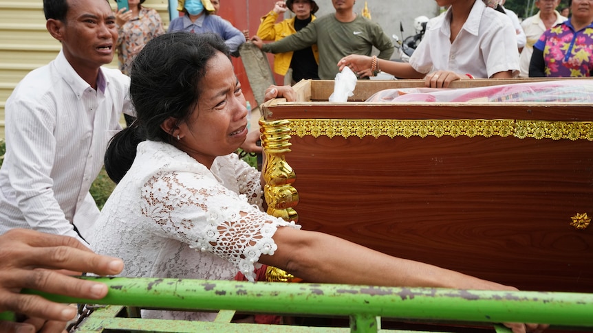 cambodia boat accident (1)