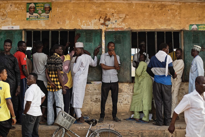 Nigeria election line