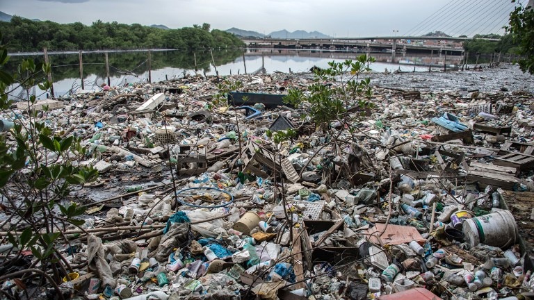 Partial vew of the Cunha canal that flows into the highly polluted Guanabara Bay 2