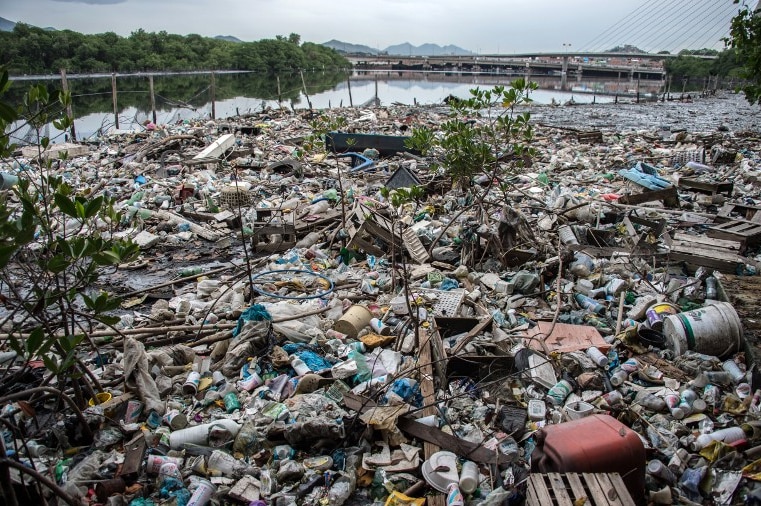 Partial vew of the Cunha canal that flows into the highly polluted Guanabara Bay 2