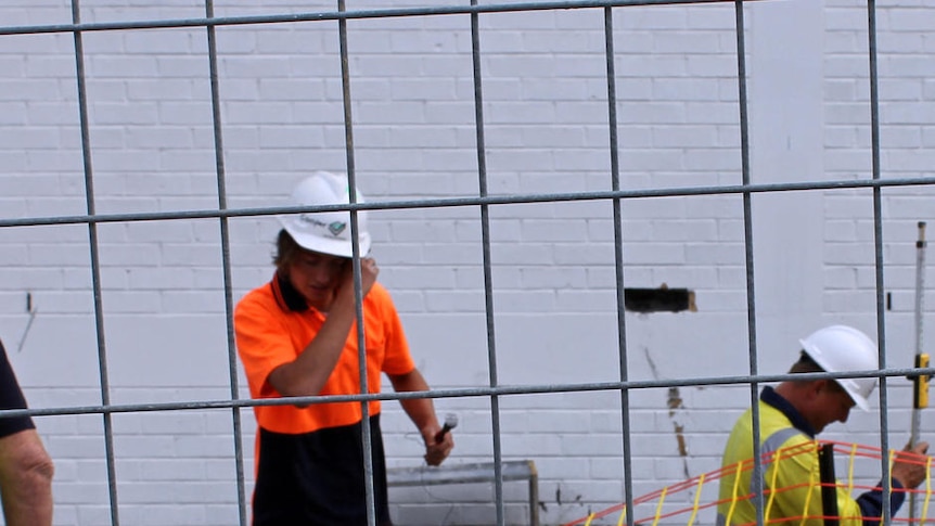 Construction workers unearth gold coins in Albany