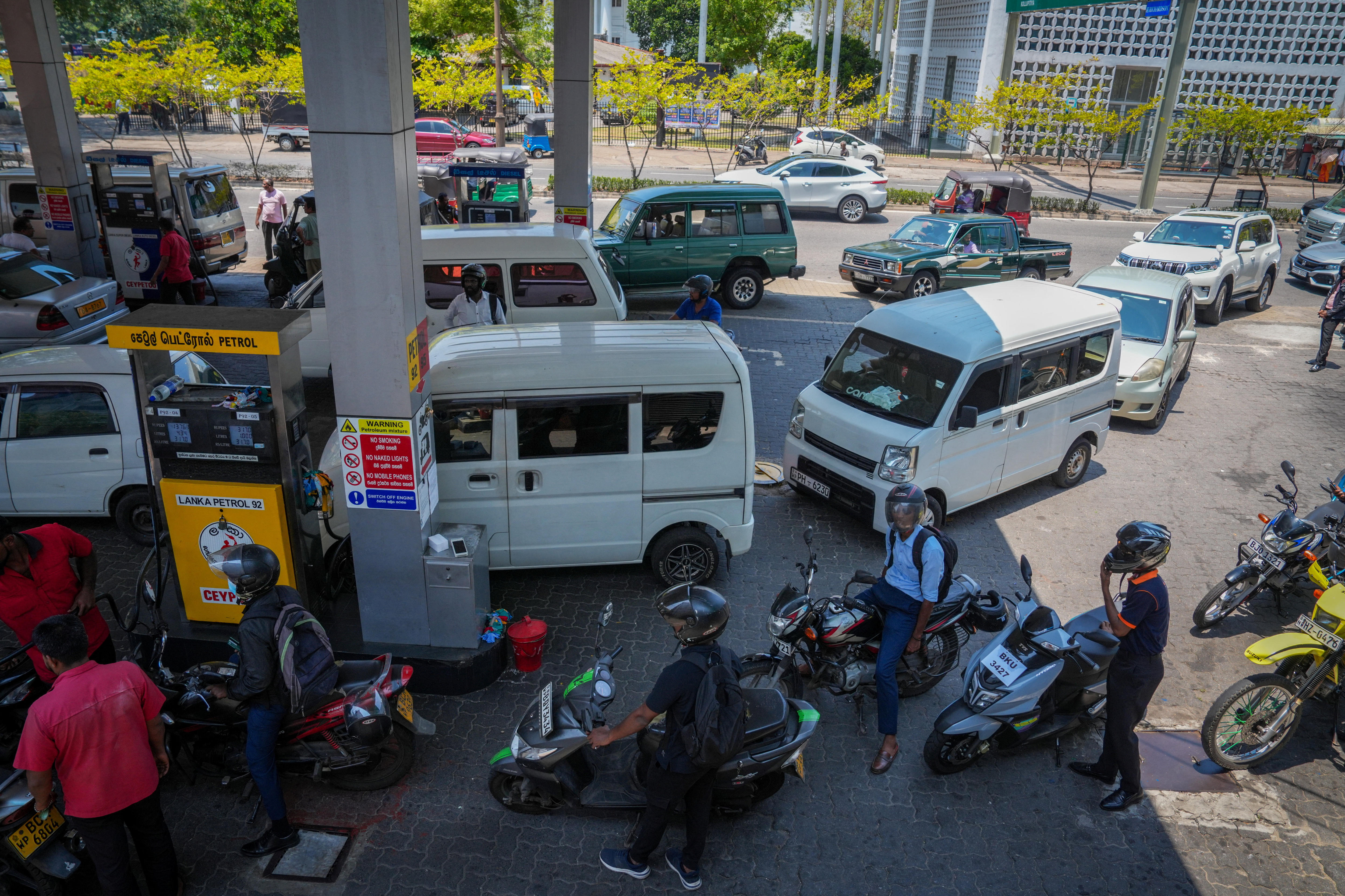 Sri Lanka creates four-day work week to conserve fuel amid Middle East war
