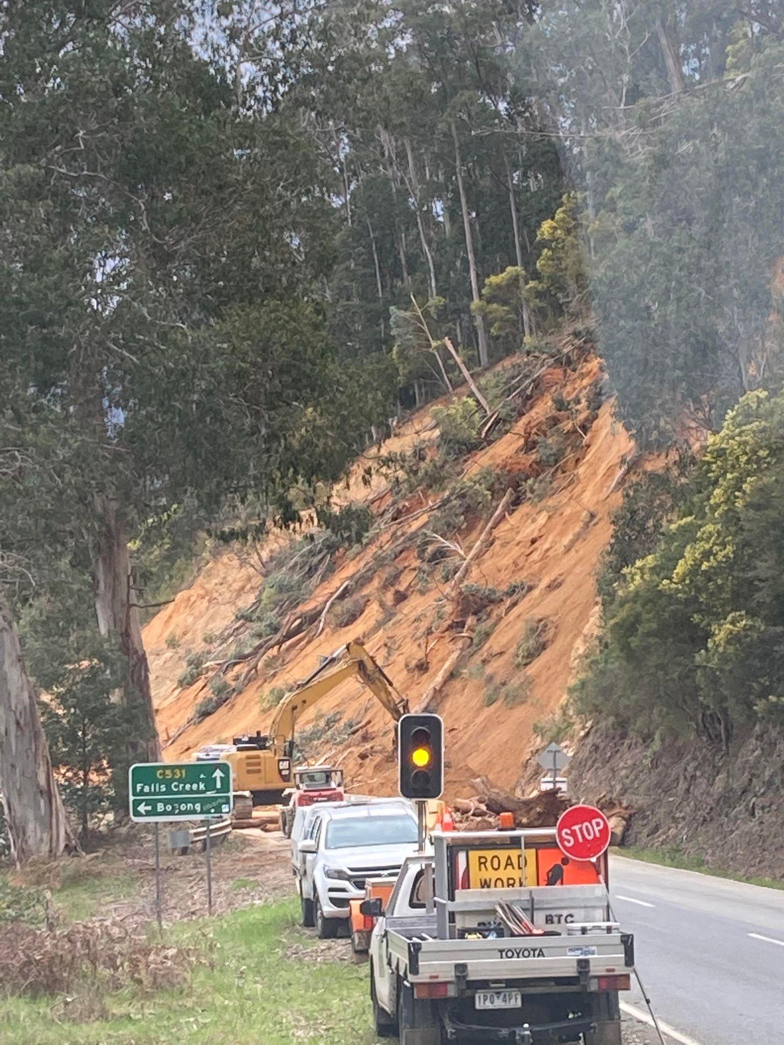 road blockage and heavy machinery moving debrief