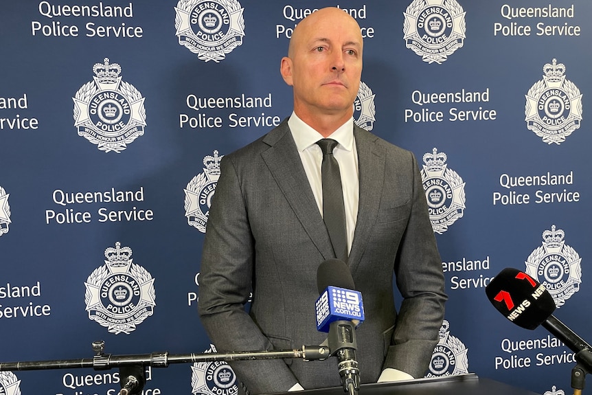 Gold Coast District Criminal Investigation Branch Detective Inspector Chris Ahearn addressing the media today.