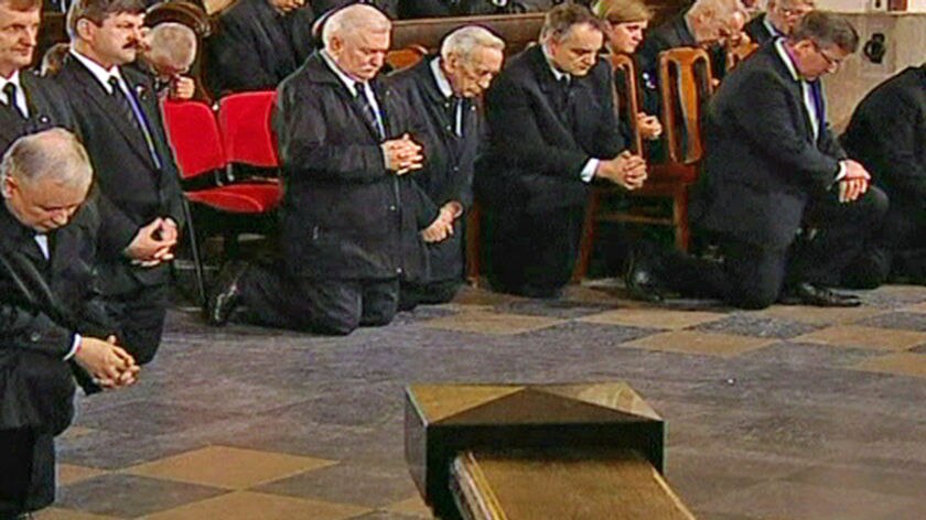 Poland pays last respects