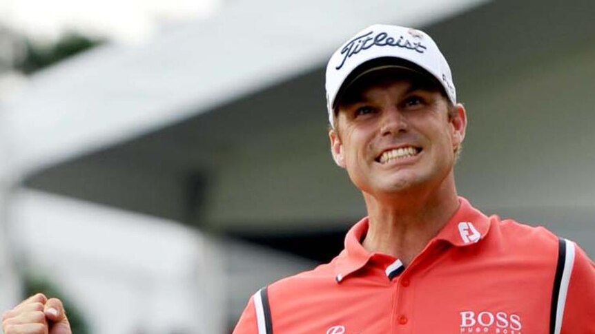 Nick Watney captures his second PGA title of the season.