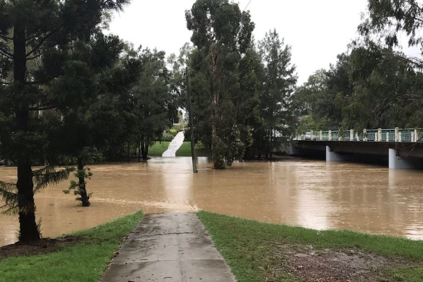 Water inundates the Bremer SS Bridge