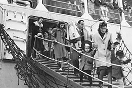 Immigrants arriving in 1952