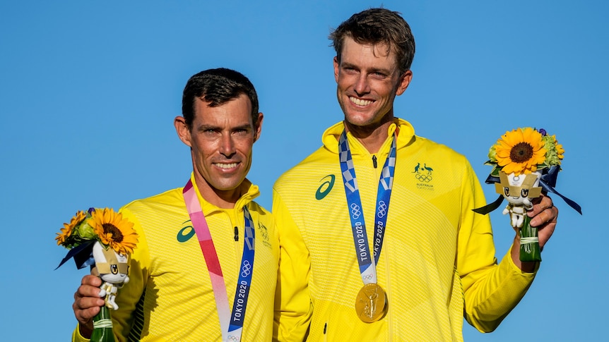Mat Belcher and Will Ryan with their sailing gold medals
