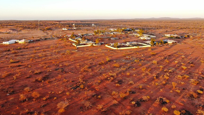 An aerial picture of an Aboriginal community.