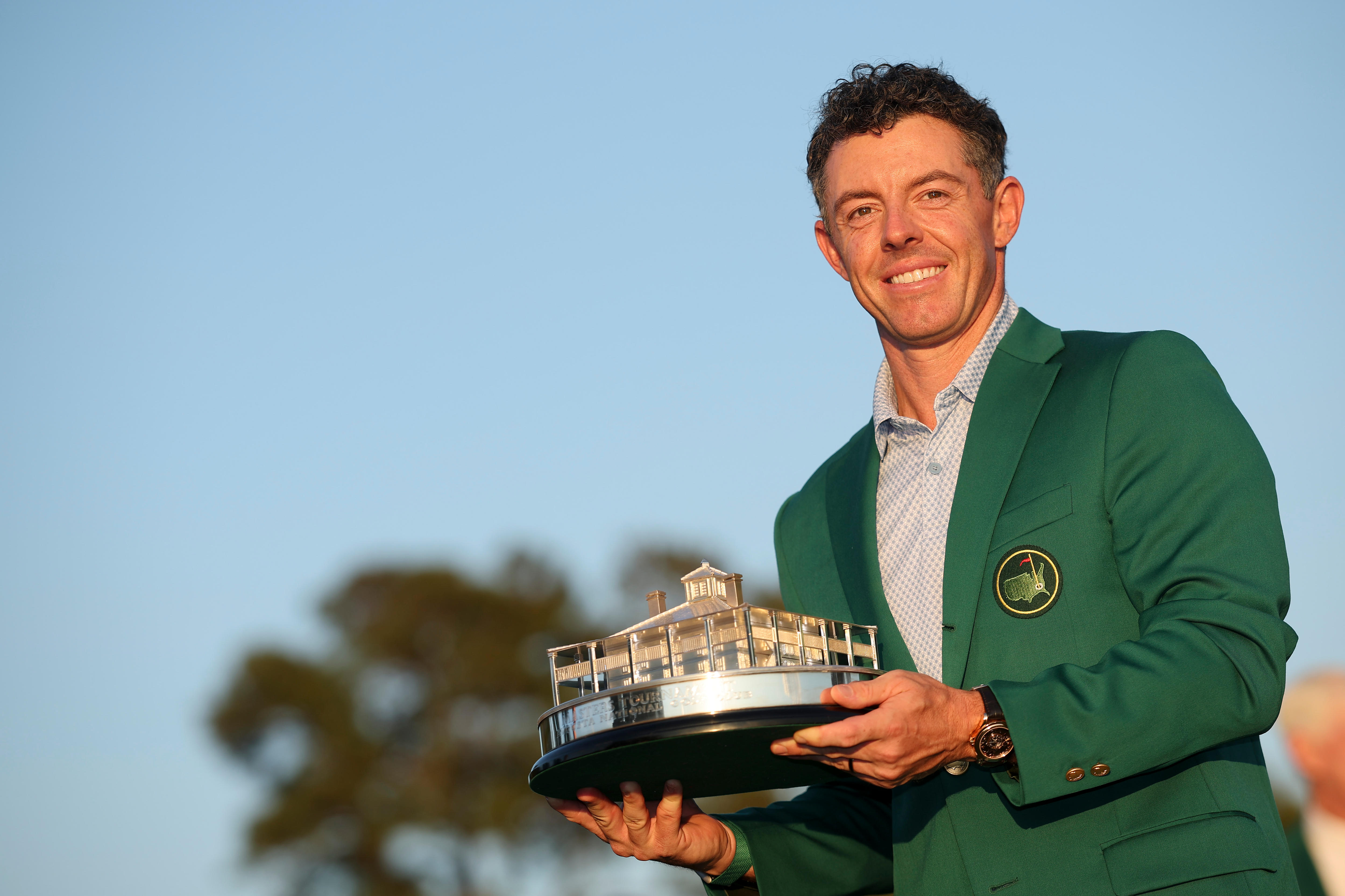 Rory McIlroy joins exclusive group with second straight Masters victory