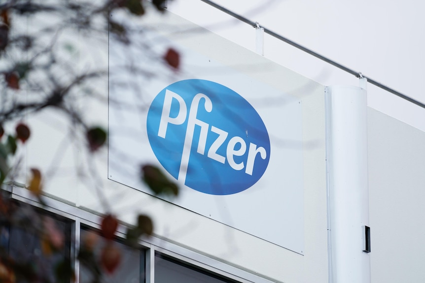 A sign saying Pfizer on a building