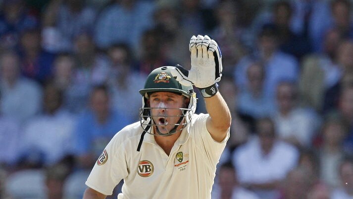 Hussey made a ton in his last Test innings at The Oval.