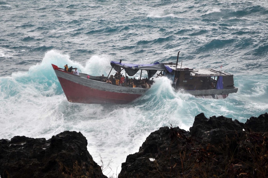 Christmas Island asylum seekers shipwreck