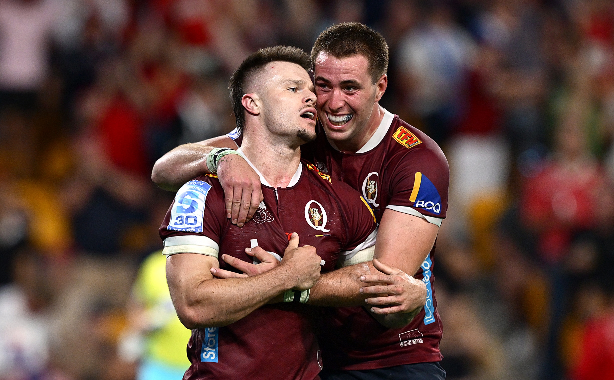 Reds produce thrilling final 20 minutes to down arch-rival Waratahs