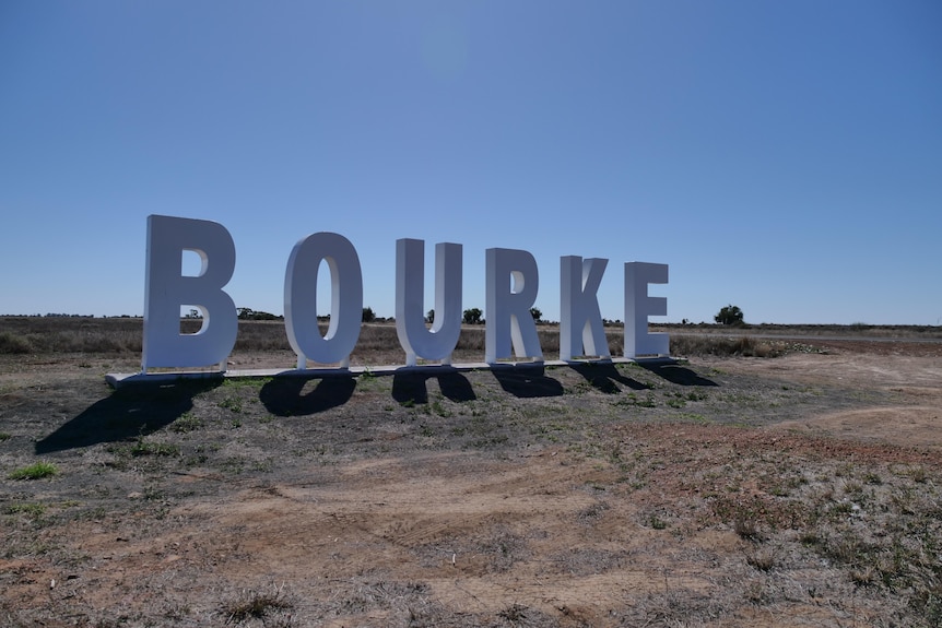 a sign in the outback saying 'bourke'