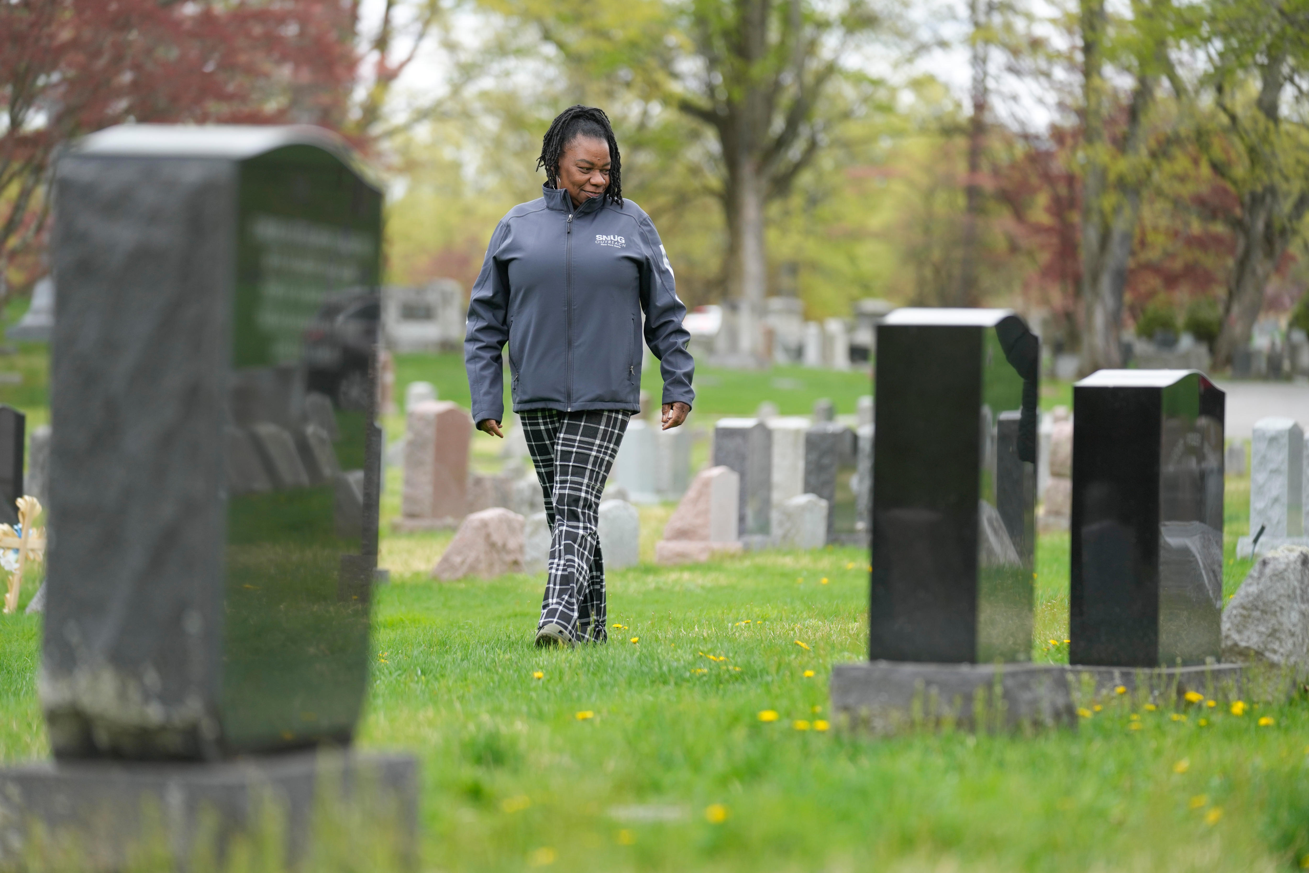 New York mother fights for compensation over son's 2006 shooting - Vimarsana News