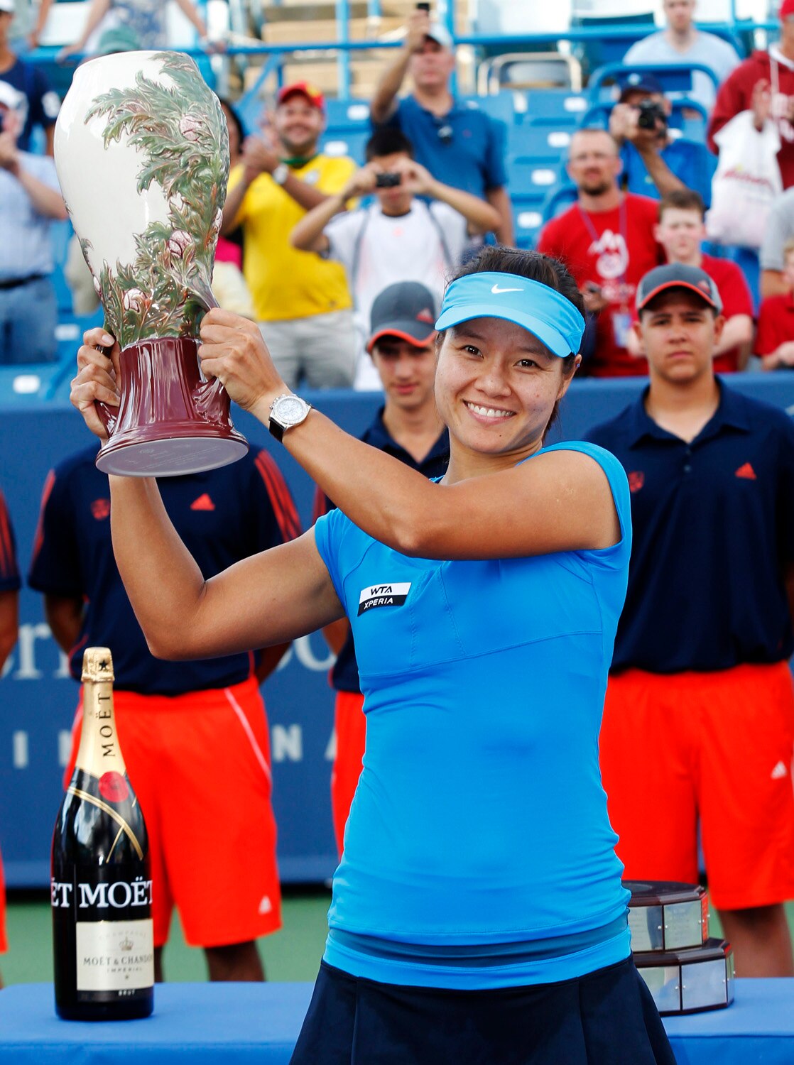 Li downs Kerber to win Cincinnati title - ABC News