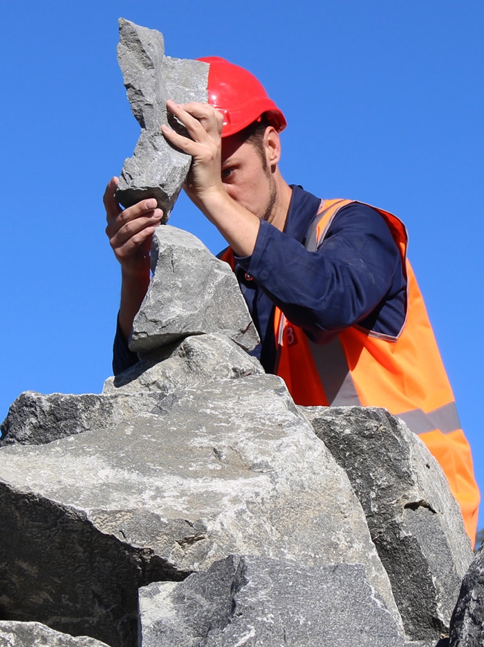 Nick Steur balancing rocks.