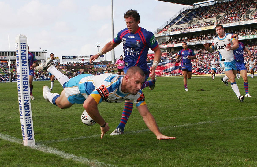 Former Origin player Chris Walker bailed after appearing in court on DV charges