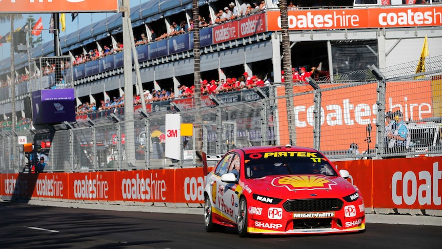 Ford driver Scott McLaughlin drives to victory in race 25 of Supercars Championship in Newcastle.