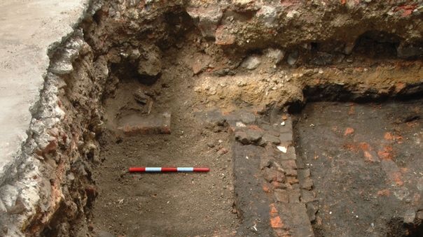 A team of archaeologists from the Museum of London have rediscovered the theatre's original footings.
