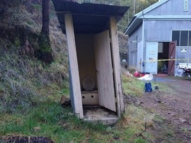 Toilet on Victorian worksite