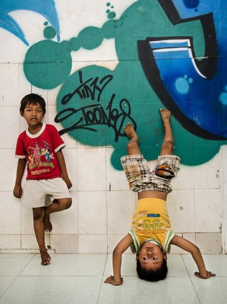 Cambodian breakdancers with Tiny Toones