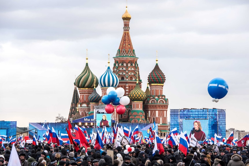 Pro-Kremlin activists rally at Red Square in Moscow