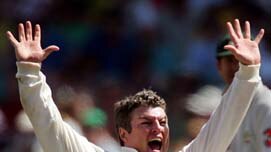 Stuart MacGill celebrates a wicket v Pakistan at the SCG