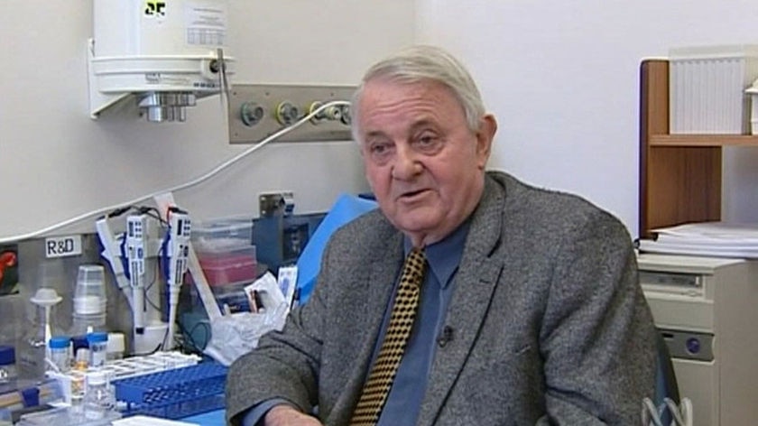 Professor Bob Elliott has called on an Australian xenotransplantation moratorium to be lifted. (File photo)