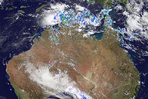 Two tropical low pressure systems travelling over Australia