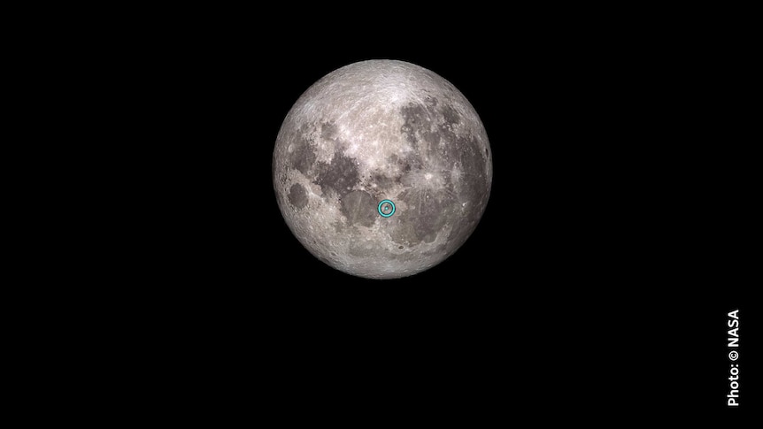 Image of the moon with blue circle around Apollo 15 landing site