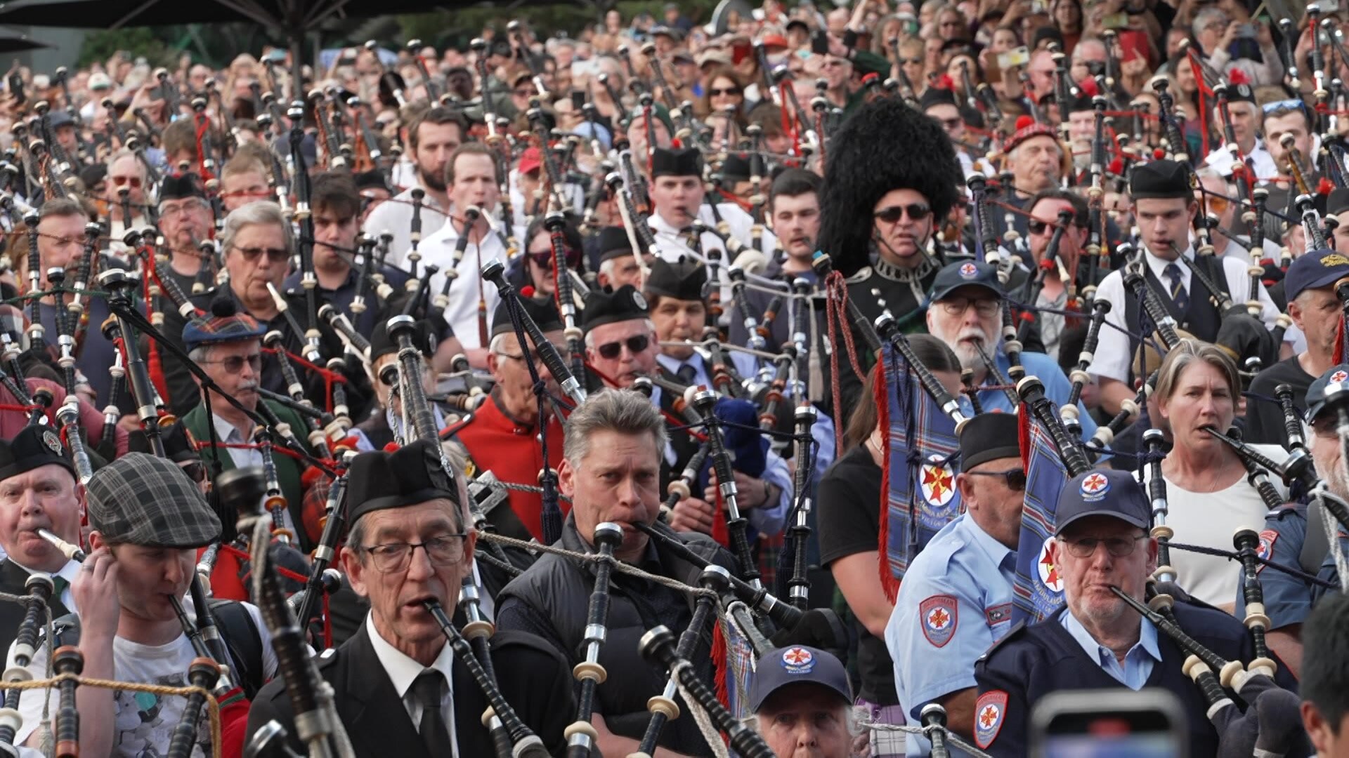 Bagpipers play tribute to AC/DC in world record attempt in Melbourne ...