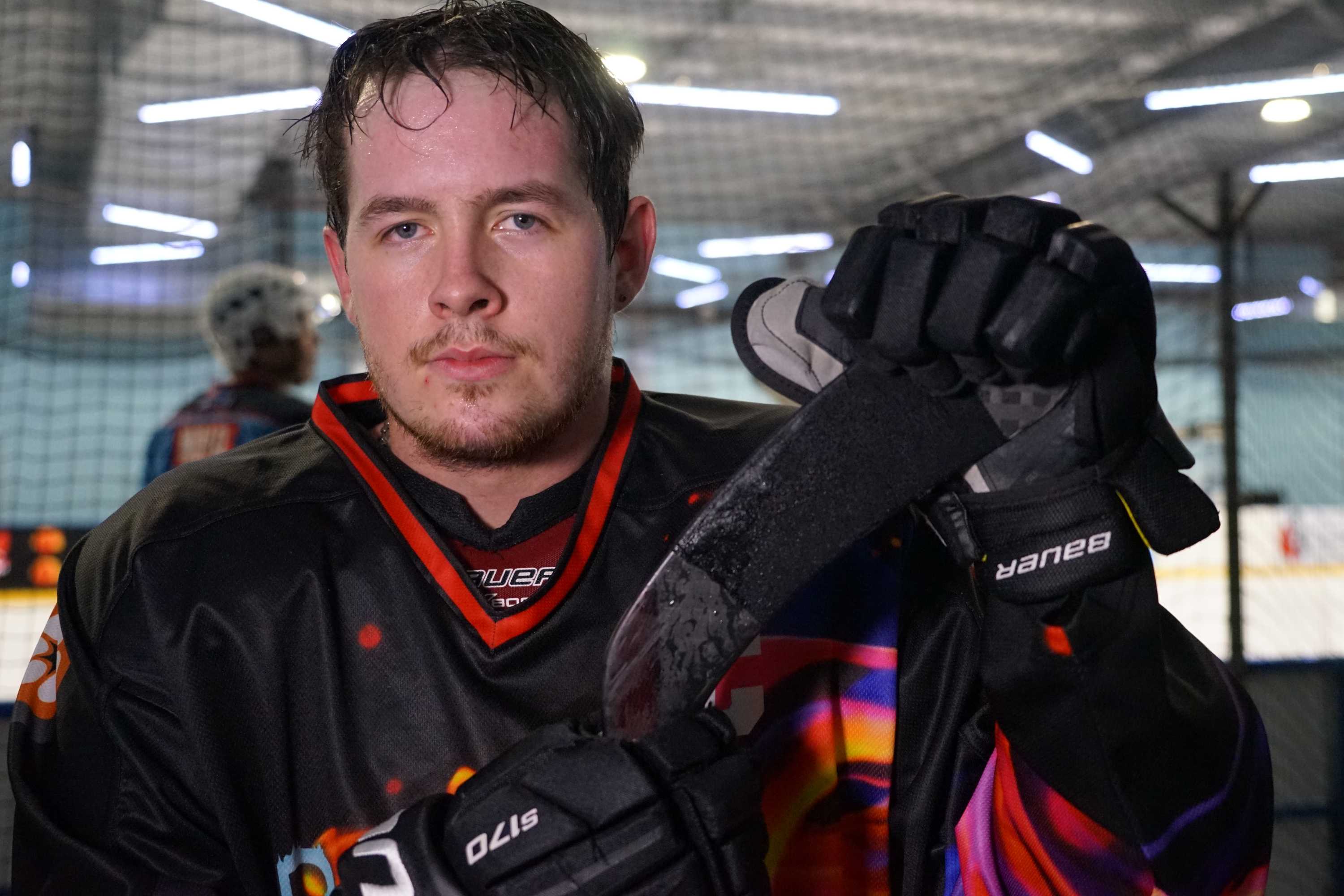 Darwin's ice hockey team beats the heat to compete on the national