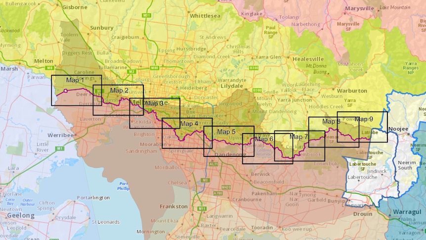 A map of metropolitan Melbourne is split into a yellow northern half (Wurundjeri) and pink southern half (Bunurong).