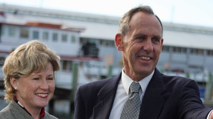 Senator Bob Brown and Senator Christine Milne at a press conference in Hobart, August 2010.