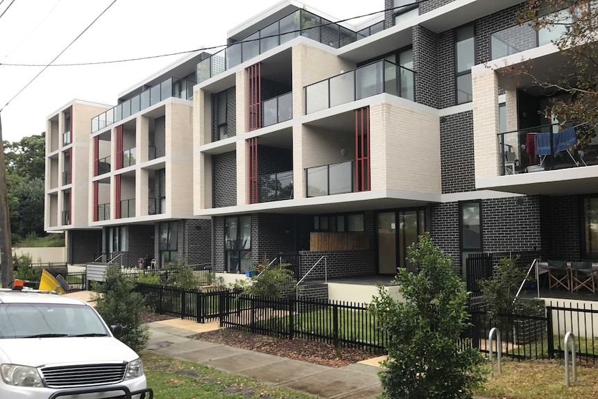 Peakhurst apartments