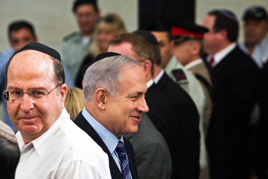 Israeli Prime Minister Benjamin Netanyahu and Defence Minister Moshe Ya'alon go their separate ways.