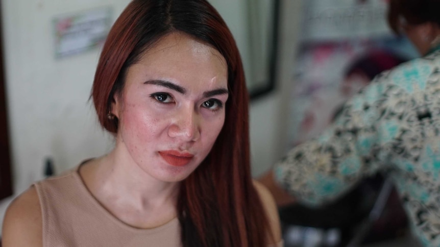Indonesia's transgender beauty queen Kiki.