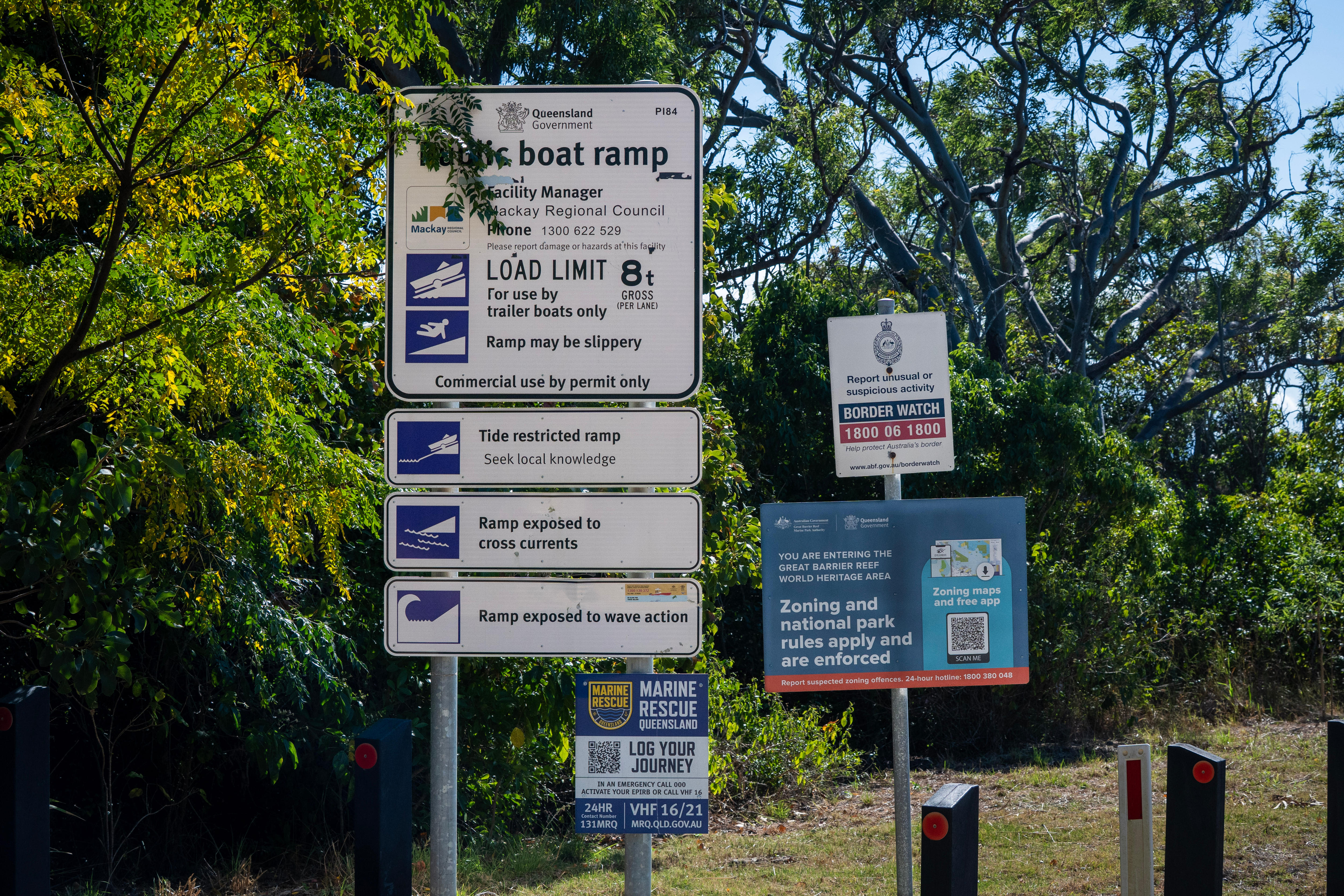 Border force sign